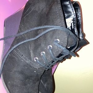 Black heeled boots very stylish and very comfortable!!